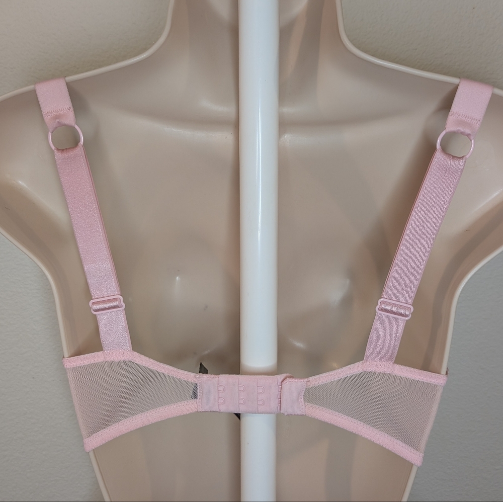 Victoria's Secret Bombshell Plunge Shine Strap Plunge Push Up Bra Eyelash 32D - Picture 4 of 11